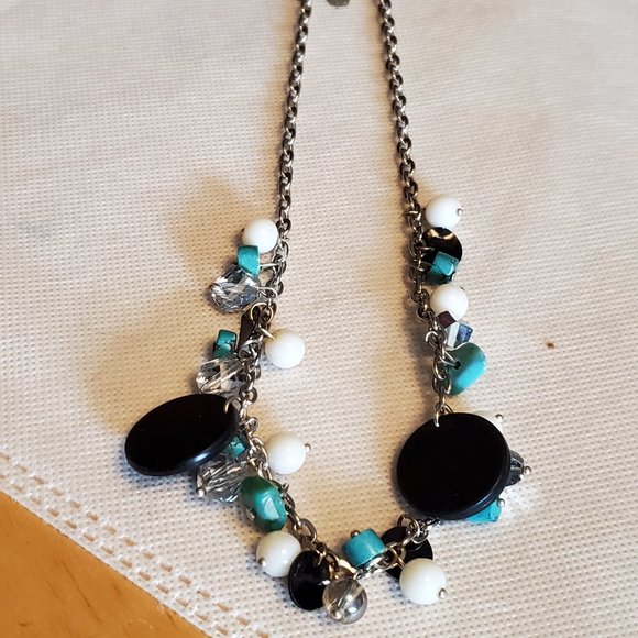 15" Silver Tone Collar Turquoise Chip Necklace - Picture 2 of 5